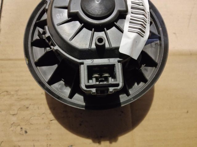 bontott FORD FIESTA VII Fűtőmotor (Klímás)