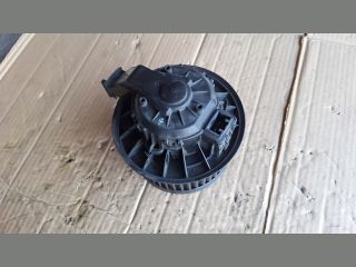 bontott FORD FIESTA VII Fűtőmotor (Klímás)