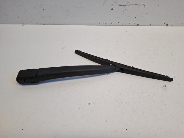 bontott FORD FIESTA VII Hátsó Ablaktörlő Kar