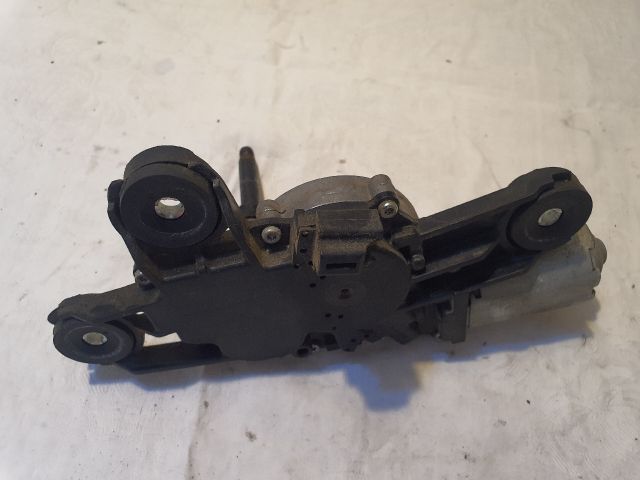 bontott FORD FIESTA VII Hátsó Ablaktörlő Motor