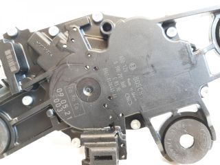 bontott FORD FIESTA VII Hátsó Ablaktörlő Motor