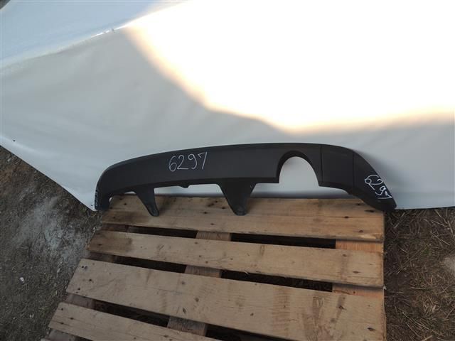 bontott FORD FIESTA VII Hátsó Lökhárító Légterelő