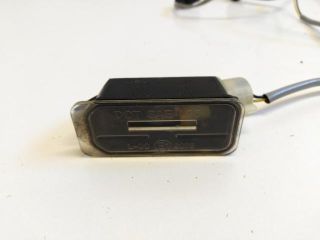 bontott FORD FIESTA VII Hátsó Rendszámtábla Világítás