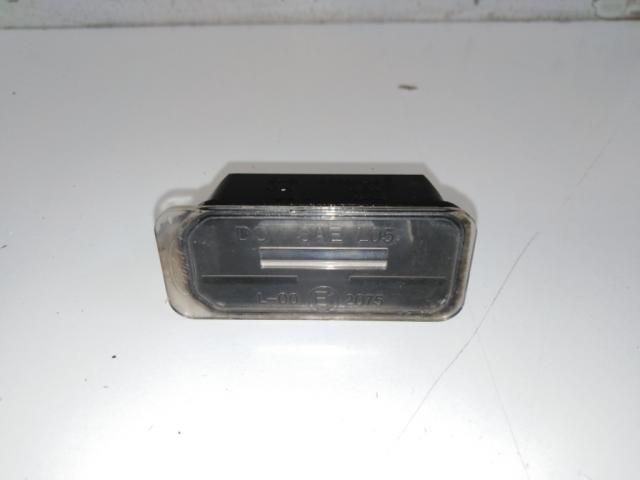 bontott FORD FIESTA VII Hátsó Rendszámtábla Világítás