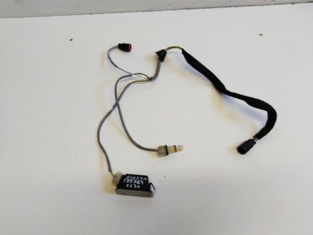 bontott FORD FIESTA VII Hátsó Rendszámtábla Világítás