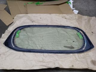 bontott FORD FIESTA VII Hátsó Szélvédő