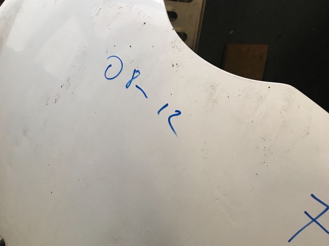 bontott FORD FIESTA VII Jobb Csomagtérajtó (Részeivel)