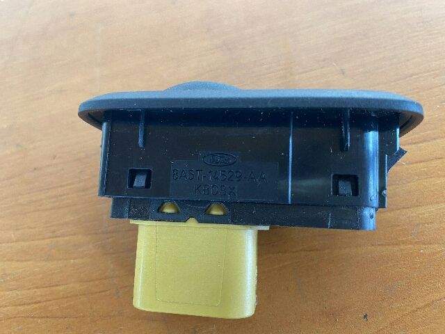 bontott FORD FIESTA VII Jobb első Ablakemelő Kapcsoló