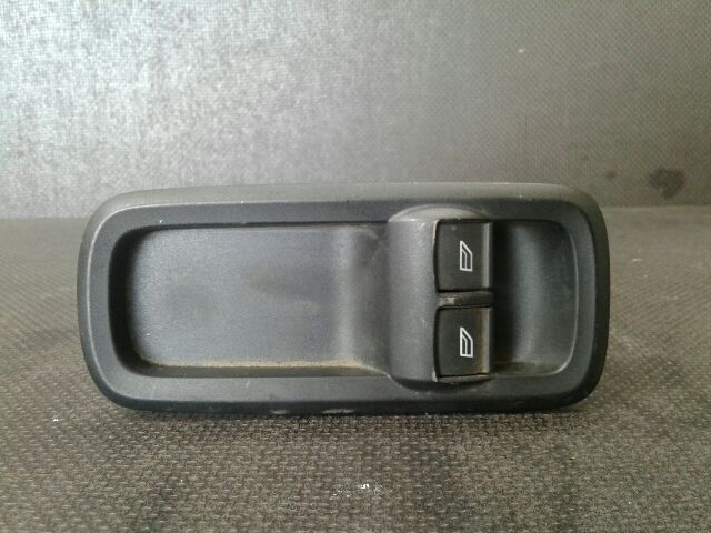 bontott FORD FIESTA VII Jobb első Ablakemelő Kapcsoló