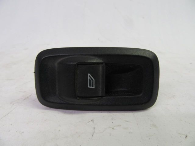bontott FORD FIESTA VII Jobb első Ablakemelő Kapcsoló