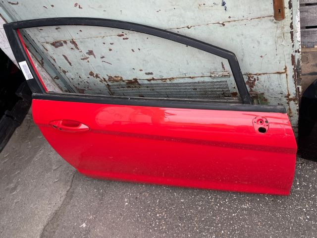 bontott FORD FIESTA VII Jobb első Ajtó (Részeivel)