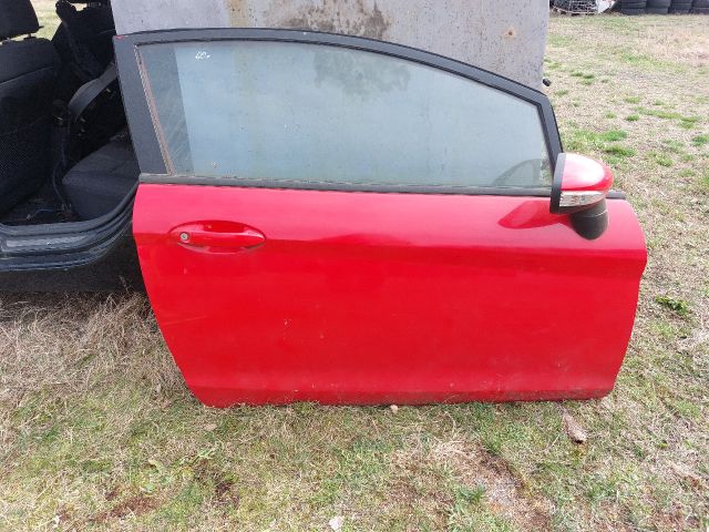 bontott FORD FIESTA VII Jobb első Ajtó (Részeivel)
