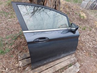 bontott FORD FIESTA VII Jobb első Ajtó (Részeivel)