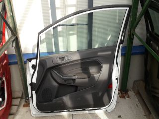 bontott FORD FIESTA VII Jobb első Ajtó (Részeivel)