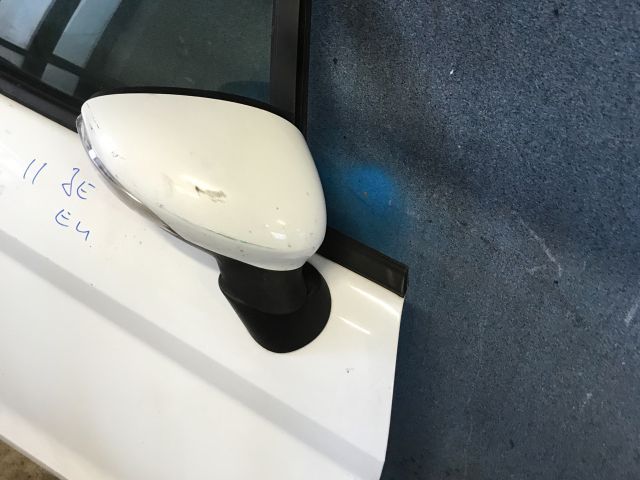 bontott FORD FIESTA VII Jobb első Ajtó (Részeivel)