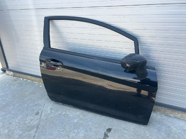bontott FORD FIESTA VII Jobb első Ajtó (Üres lemez)