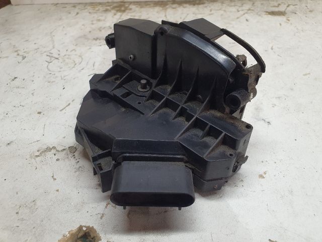 bontott FORD FIESTA VII Jobb első Ajtózár