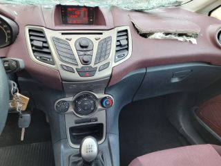 bontott FORD FIESTA VII Jobb első Alsó Zsanér