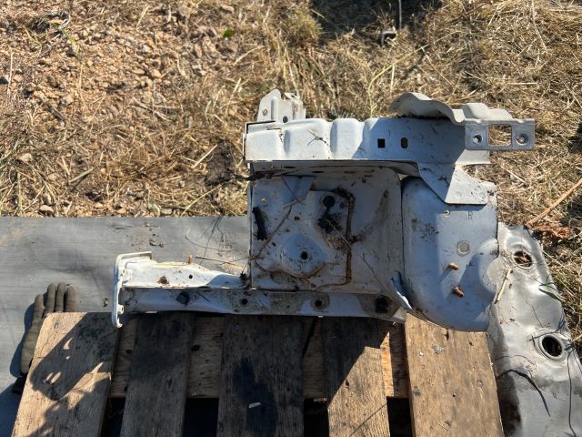 bontott FORD FIESTA VII Jobb első Hossznyúlvány