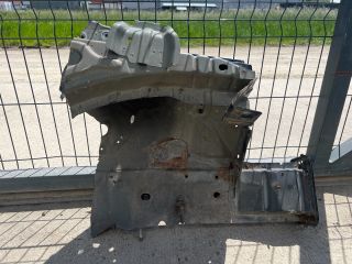 bontott FORD FIESTA VII Jobb első Hossznyúlvány