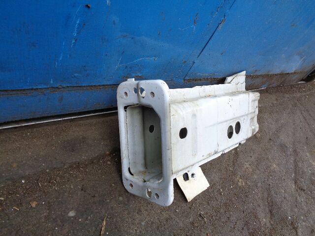 bontott FORD FIESTA VII Jobb első Hossznyúlvány