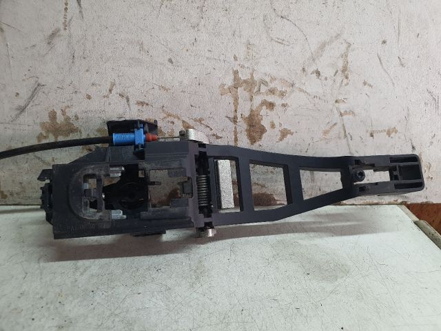 bontott FORD FIESTA VII Jobb első Külső Kilincsfészek