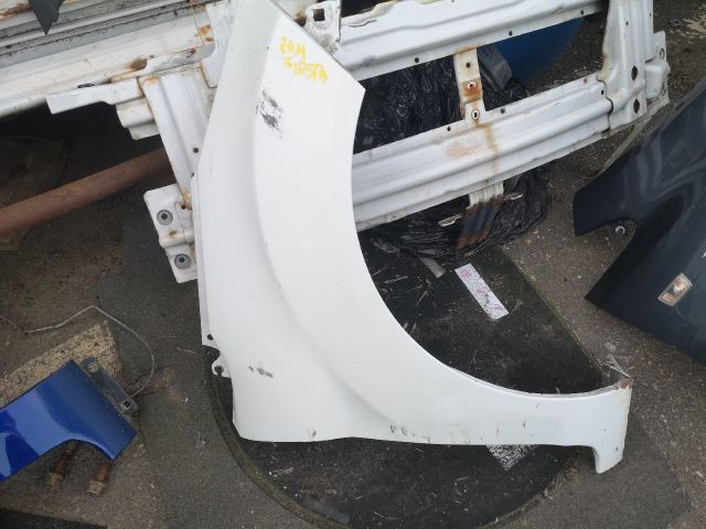 bontott FORD FIESTA VII Jobb első Sárvédő