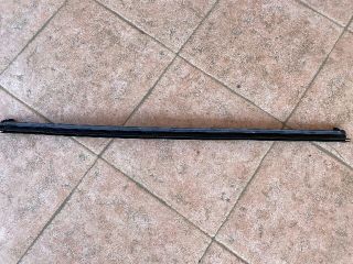 bontott FORD FIESTA VII Jobb első Vízlehúzó Gumicsík