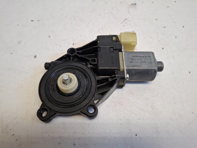 bontott FORD FIESTA VII Jobb hátsó Ablakemelő Motor
