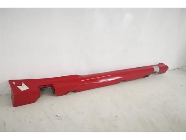 bontott FORD FIESTA VII Jobb Küszöb