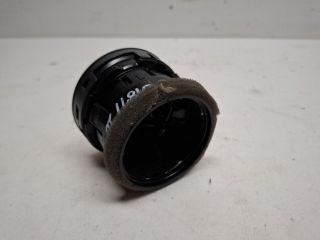 bontott FORD FIESTA VII Jobb Szellőző