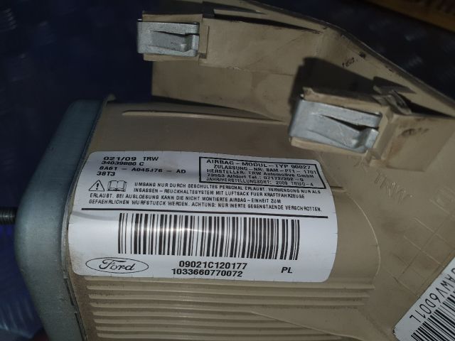 bontott FORD FIESTA VII Jobb Térdlégzsák