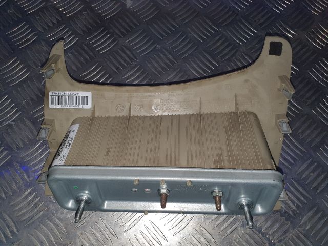 bontott FORD FIESTA VII Jobb Térdlégzsák