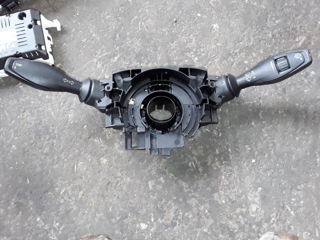 bontott FORD FIESTA VII Komplett Kormánykapcsoló (Bajuszkapcsoló)