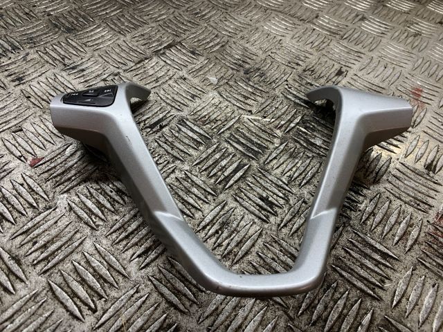 bontott FORD FIESTA VII Kormány Díszléc