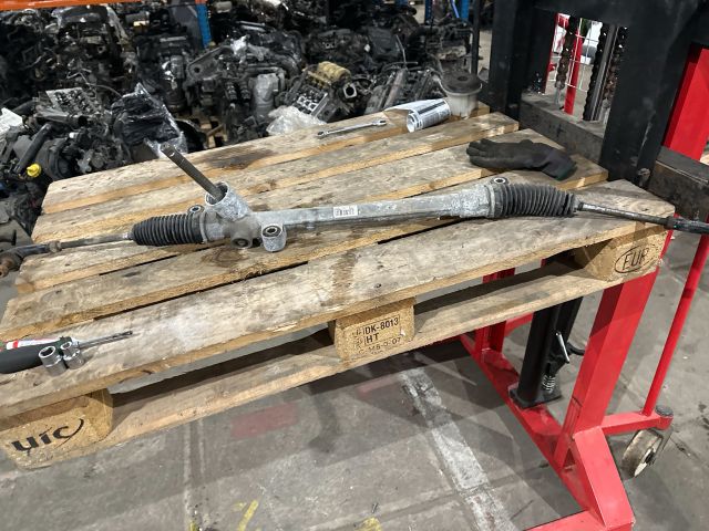 bontott FORD FIESTA VII Kormánymű Szervós