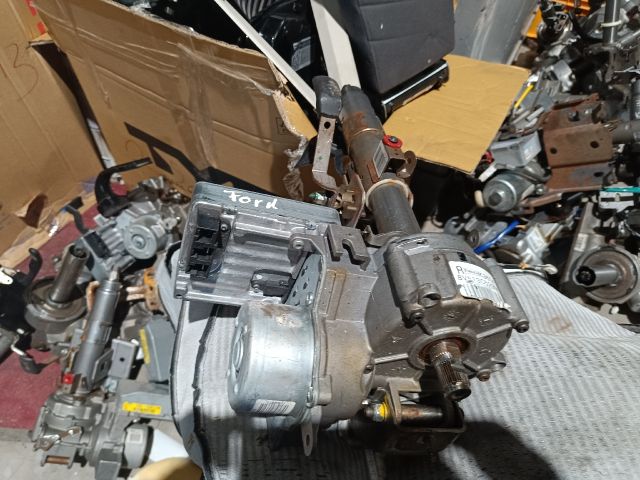 bontott FORD FIESTA VII Kormányszervó Motor (Elektromos)