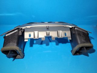 bontott FORD FIESTA VII Középkonzol Keret