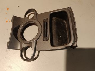 bontott FORD FIESTA VII Középkonzol Keret