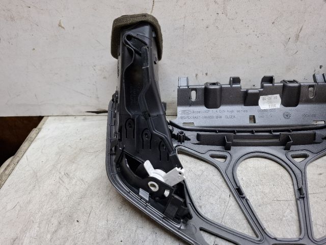 bontott FORD FIESTA VII Középső Szellőző