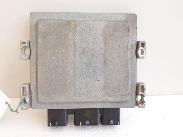 bontott FORD FIESTA VII Motorvezérlő