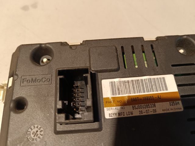 bontott FORD FIESTA VII Multifunkciós Kijelző