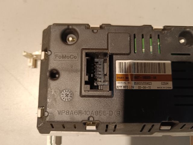 bontott FORD FIESTA VII Multifunkciós Kijelző