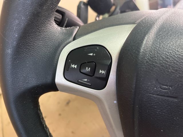 bontott FORD FIESTA VII Multikormány