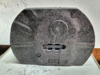 bontott FORD FIESTA VII Pótkerék Szerszámtartó