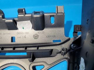 bontott FORD FIESTA VII Rádió / CD Keret