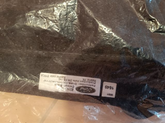 bontott FORD FIESTA VII Szőnyeg Szett