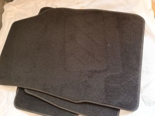 bontott FORD FIESTA VII Szőnyeg Szett