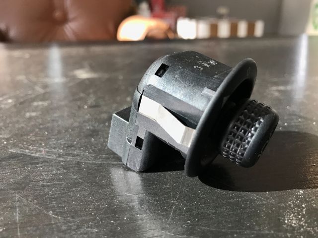 bontott FORD FIESTA VII Tükör Kapcsoló