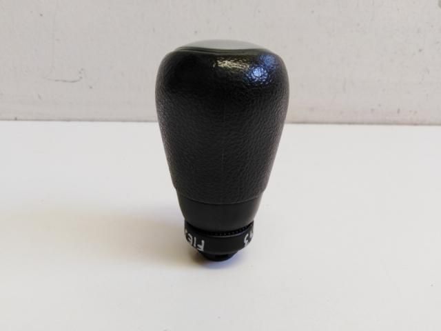 bontott FORD FIESTA VII Váltógomb